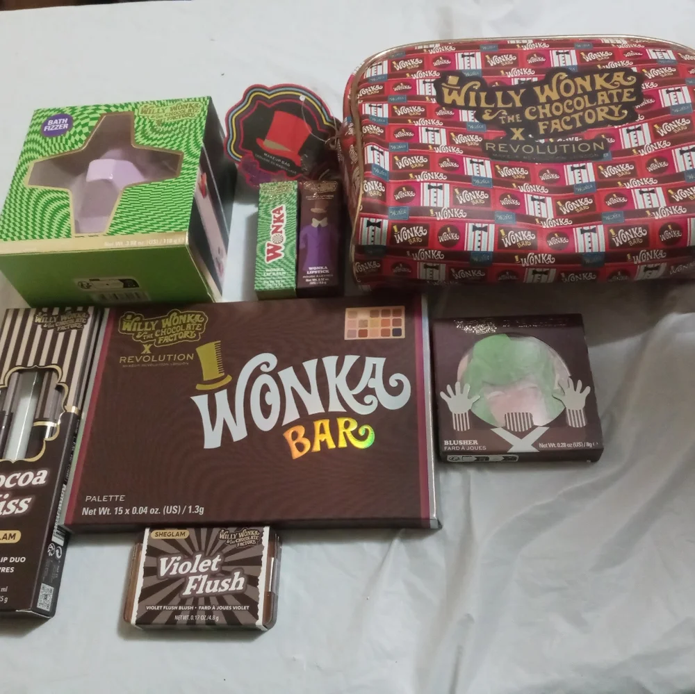 Willy Wonka & The Chocolate Factory Set New